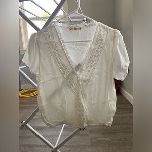White lace top size small